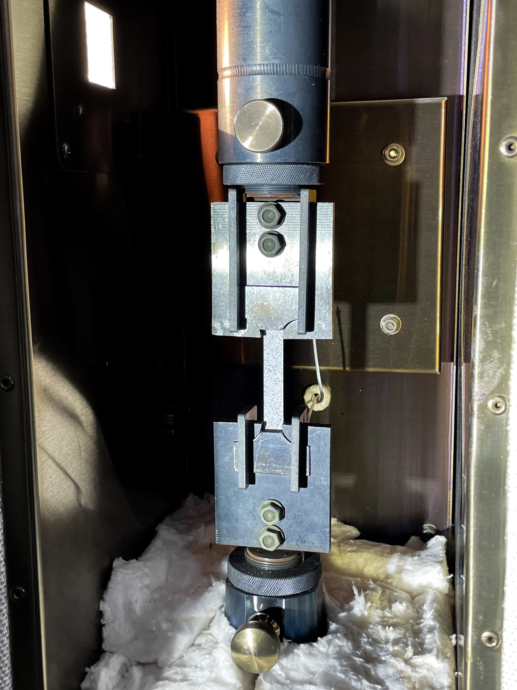 High Temperature-UAT Testing Setup-mi-Sensor_2_material insights